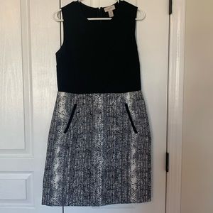 Beautiful dress with pockets!